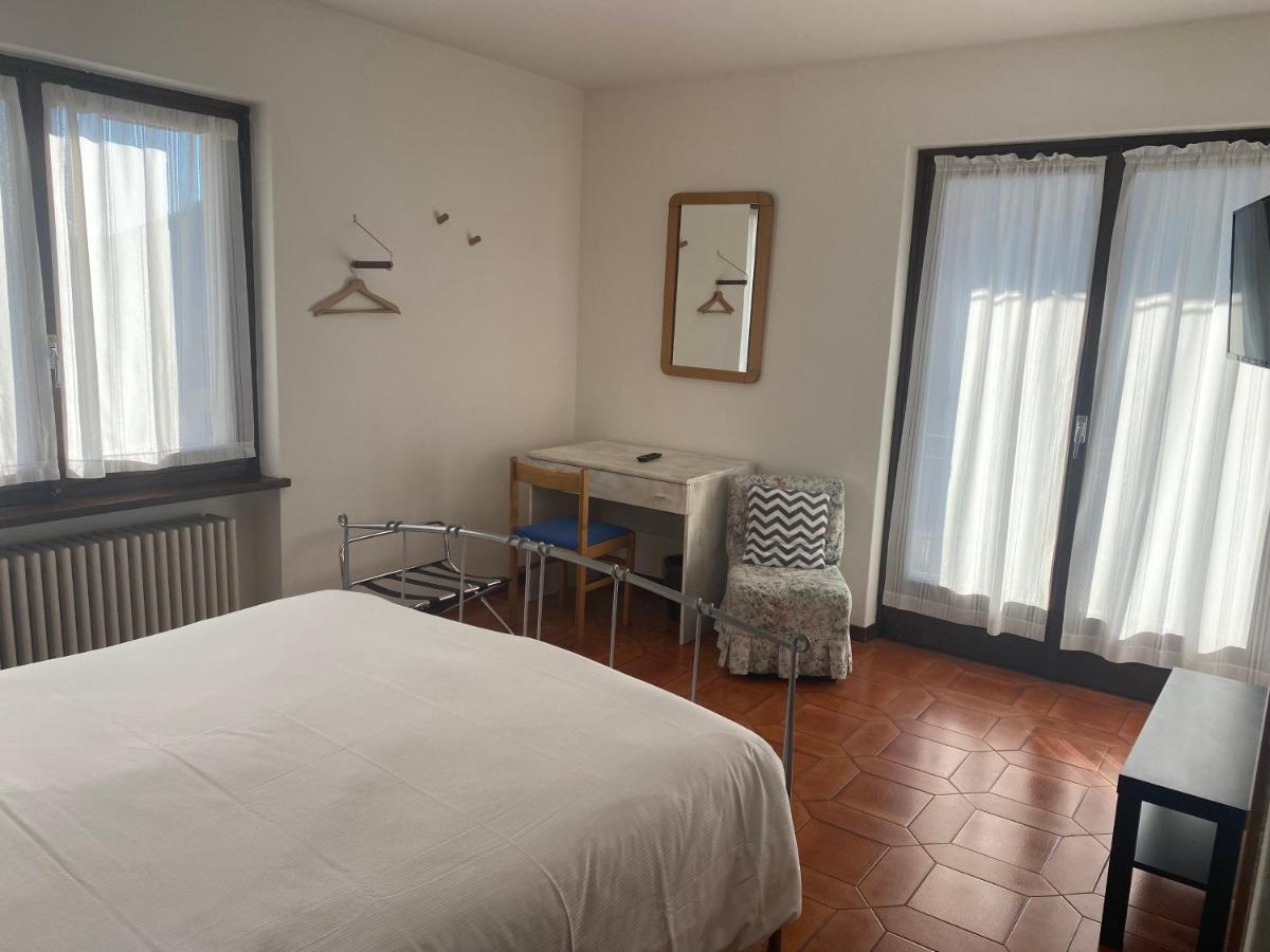 Albergo La Perla Craveggia Exterior photo